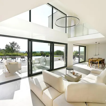 Vila Casa Mano Mk By Istrialux Roial