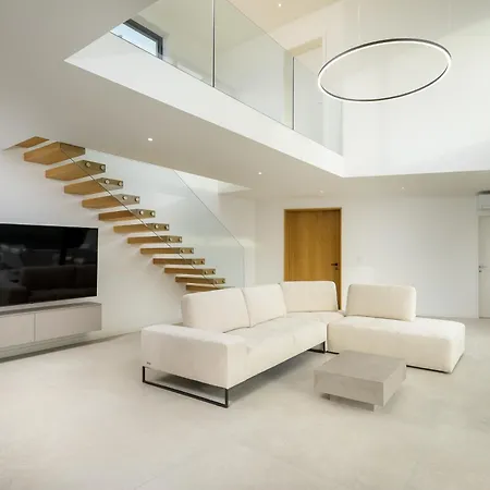 Casa Mano Mk By Istrialux Roial