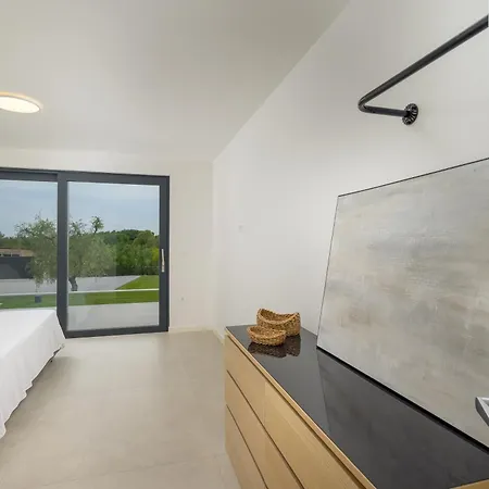 Casa Mano Mk By Istrialux Villa