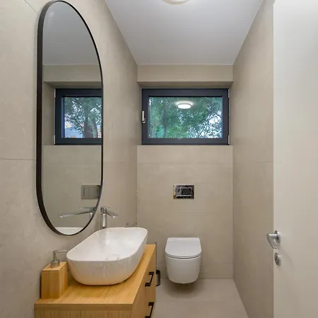Casa Mano Mk By Istrialux Villa Roial