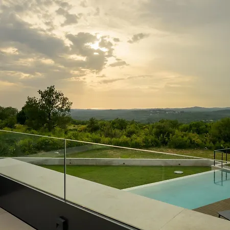 Casa Mano Mk By Istrialux * Jural
